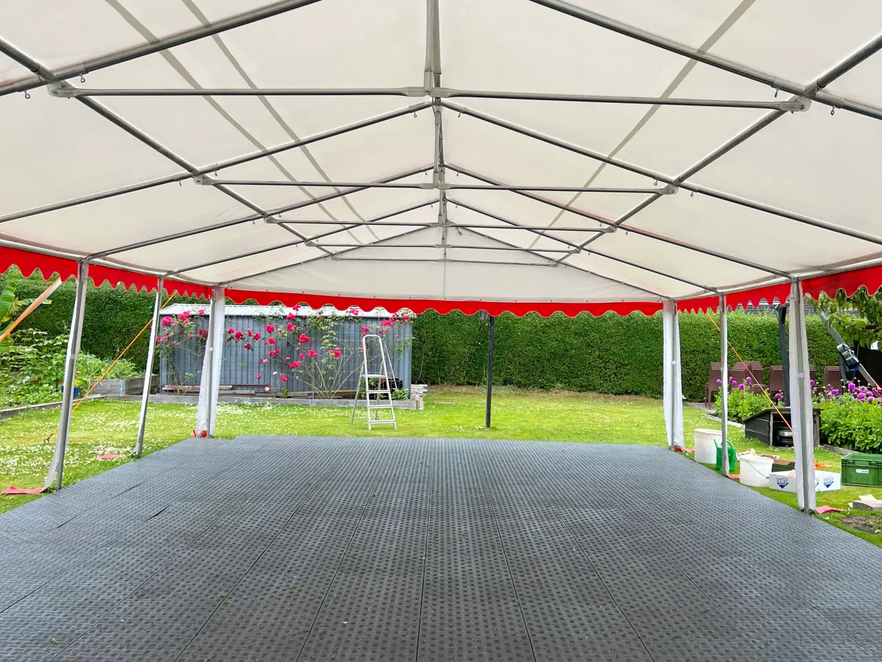 Billede 10 - 6x12 M professionelt partytelt udlejes – plads til