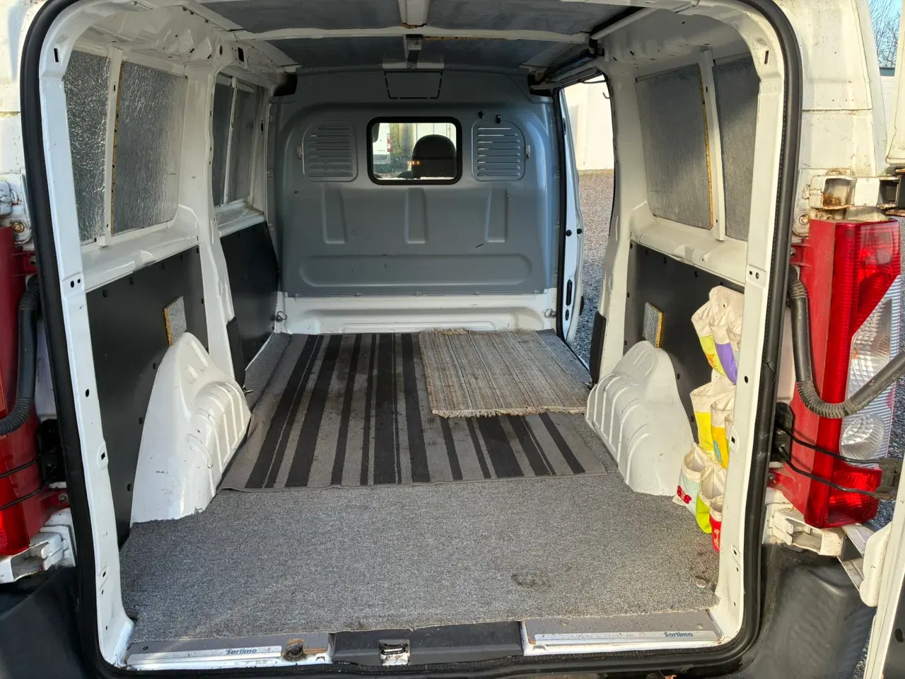 Billede 5 - Expert i fin stand med træk