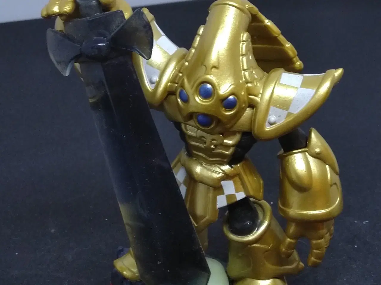 Billede 1 - Skylanders Trap Team Trap Master Nitro Krypt King