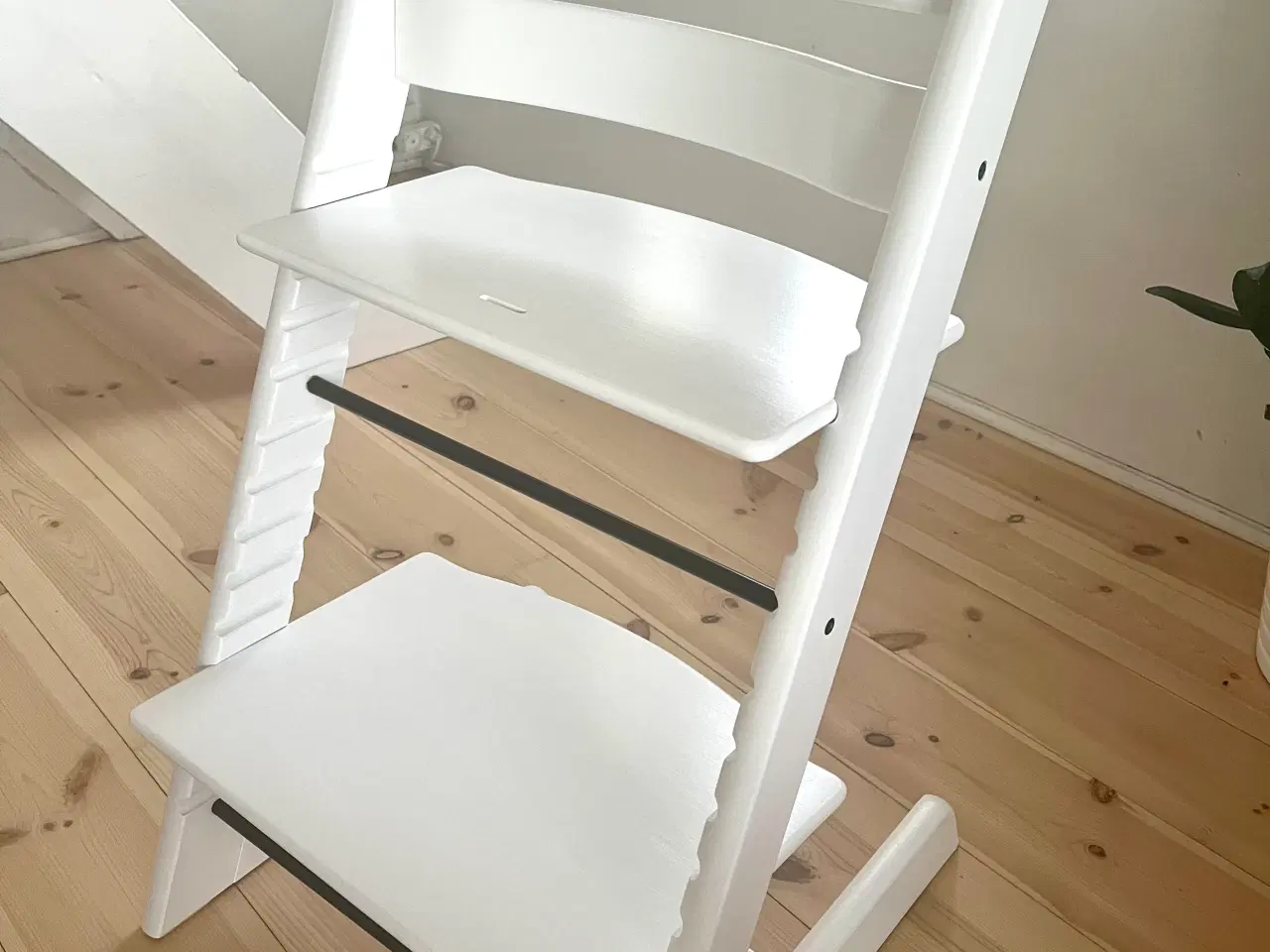 Billede 4 - Trip Trap stol m. indsatser og bakkebord 