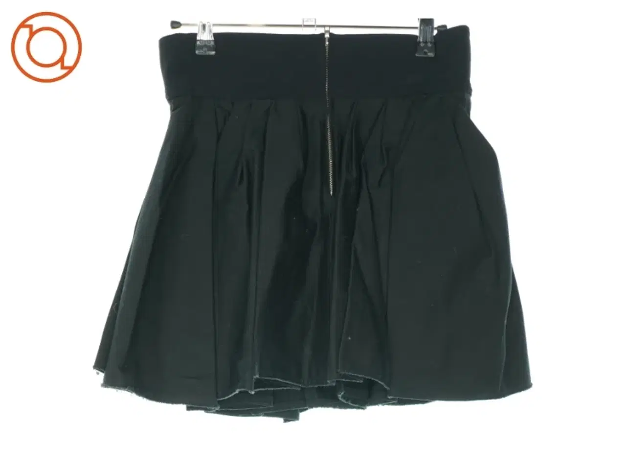 Billede 2 - Nederdel fra Acne (str. 176 cm)