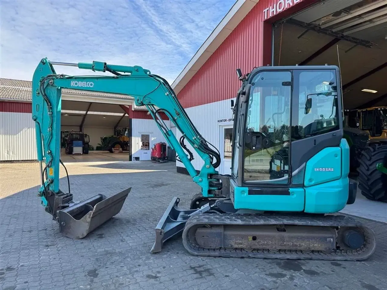 Billede 3 - Kobelco SK55 KUN 2100 TIMER OG MED SKOVLE!