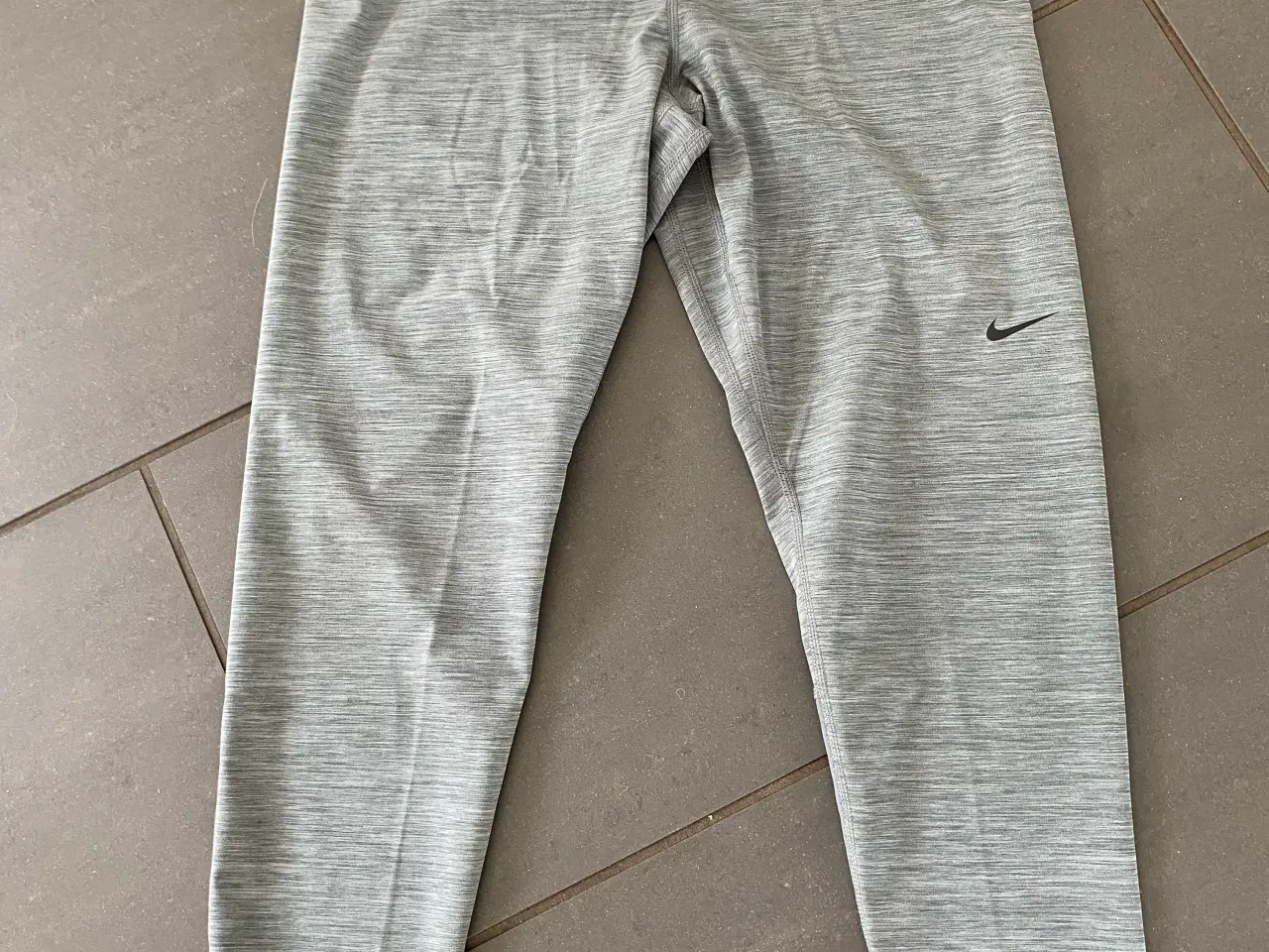 Billede 1 - Nike PRO dametights - nye med tags
