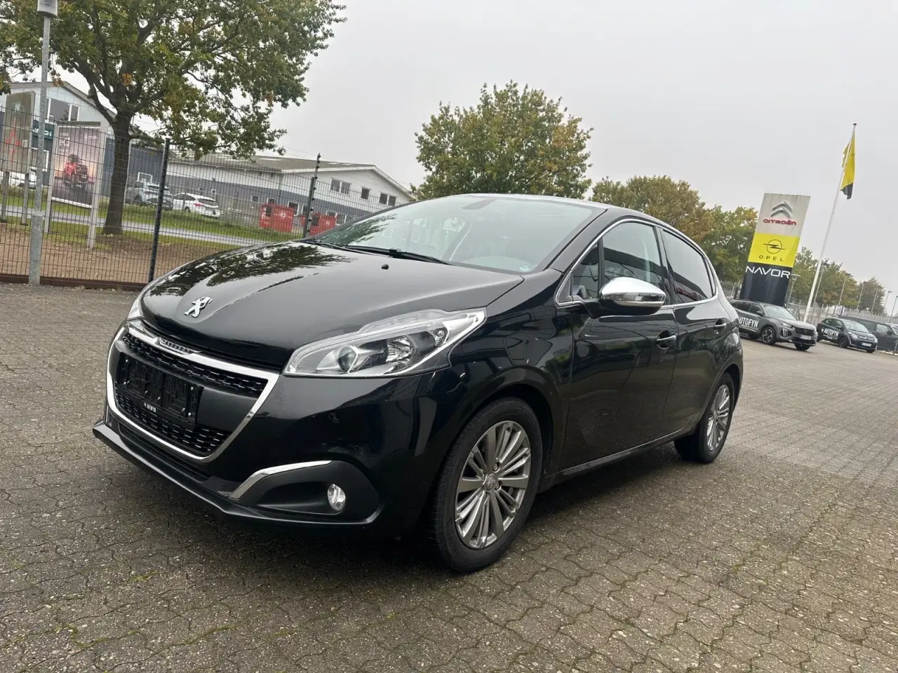 Billede 4 - Peugeot 208 1,2 PureTech 82 Allure Sky