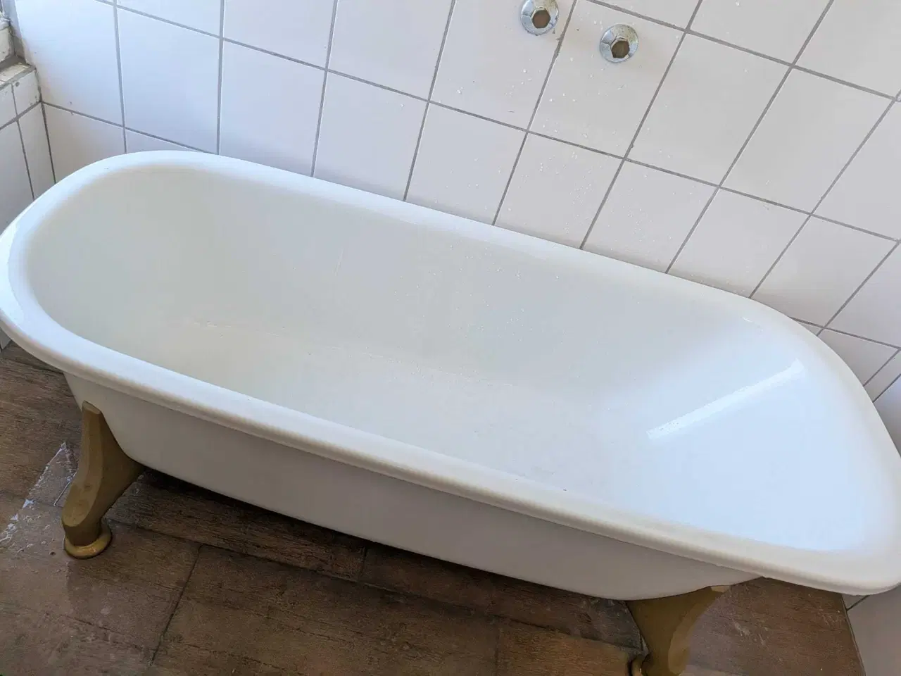 Billede 3 - Som Nyt Luksusbadekar – Ren Forkælelse Ventar! ✨️