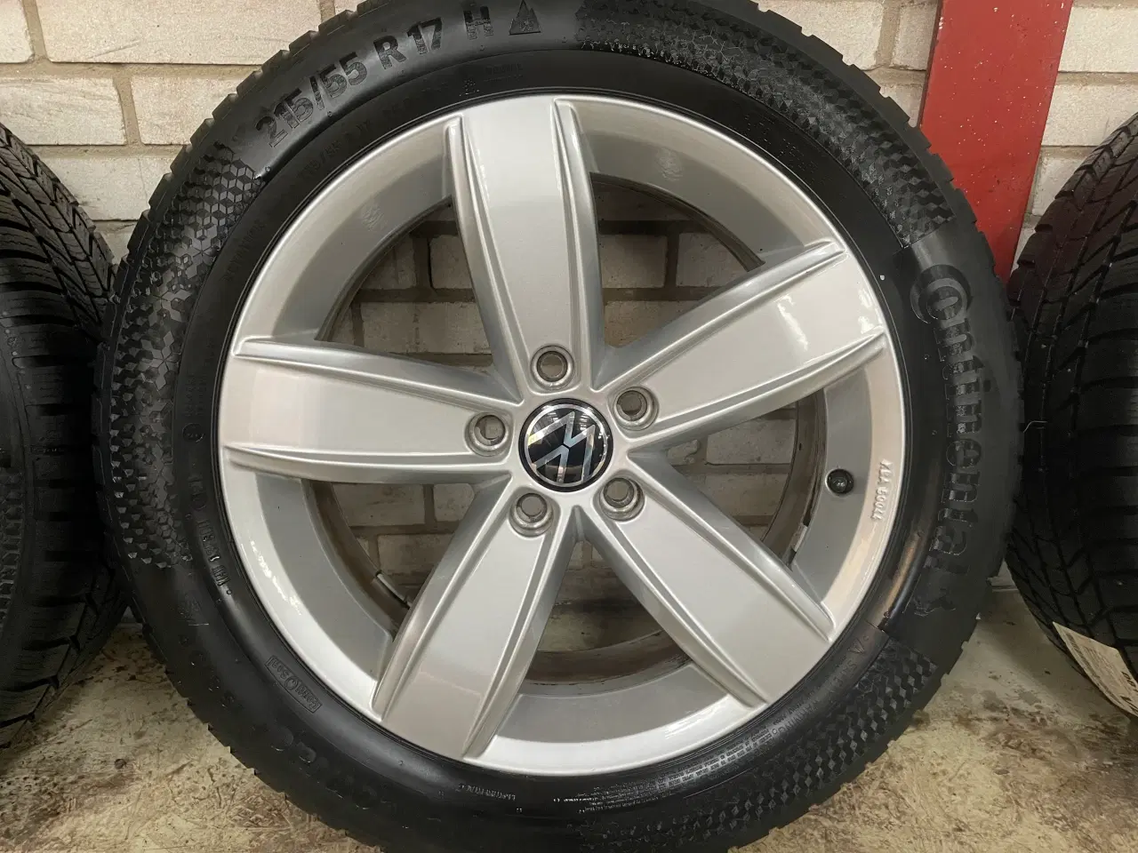 Billede 6 - 17 VW Passat 215/55r17 Ref.141 vinter