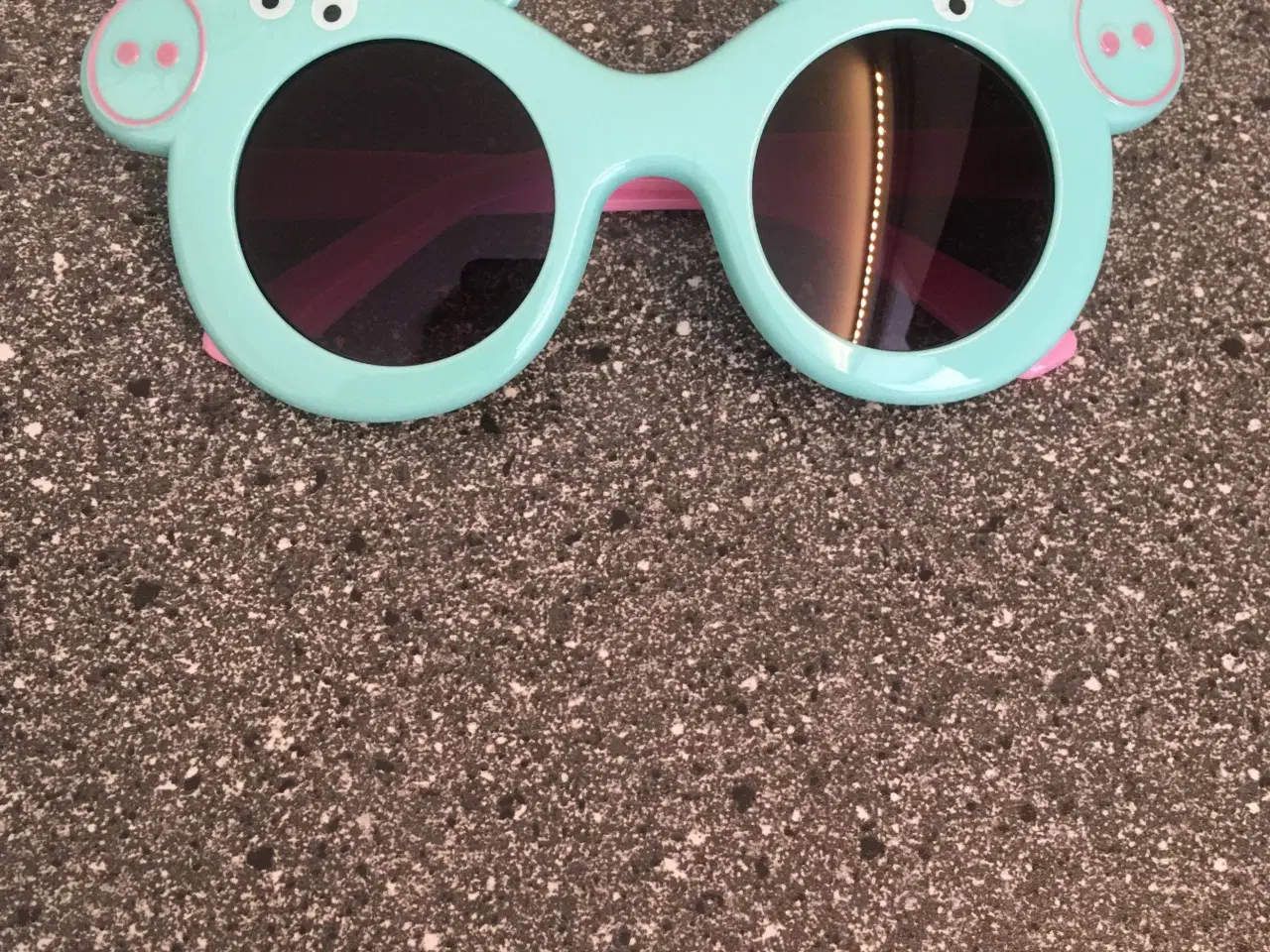 Billede 1 - Helt nye Gurlig Gris solbriller 