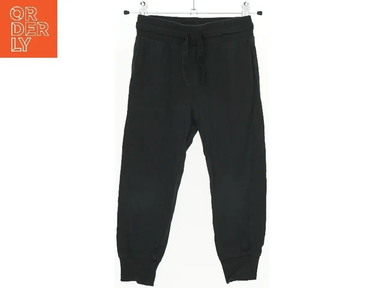 Billede 1 - Sort sweatpants fra H&M (str. 110)