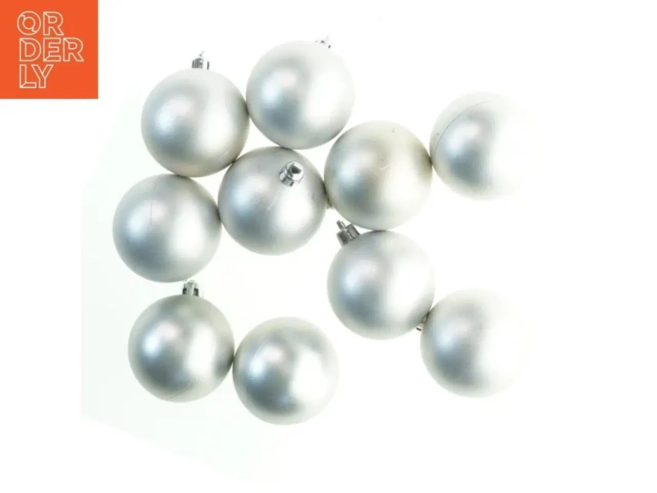 Billede 1 - Sølvfarvede julekugler (str. Ø 6 cm)