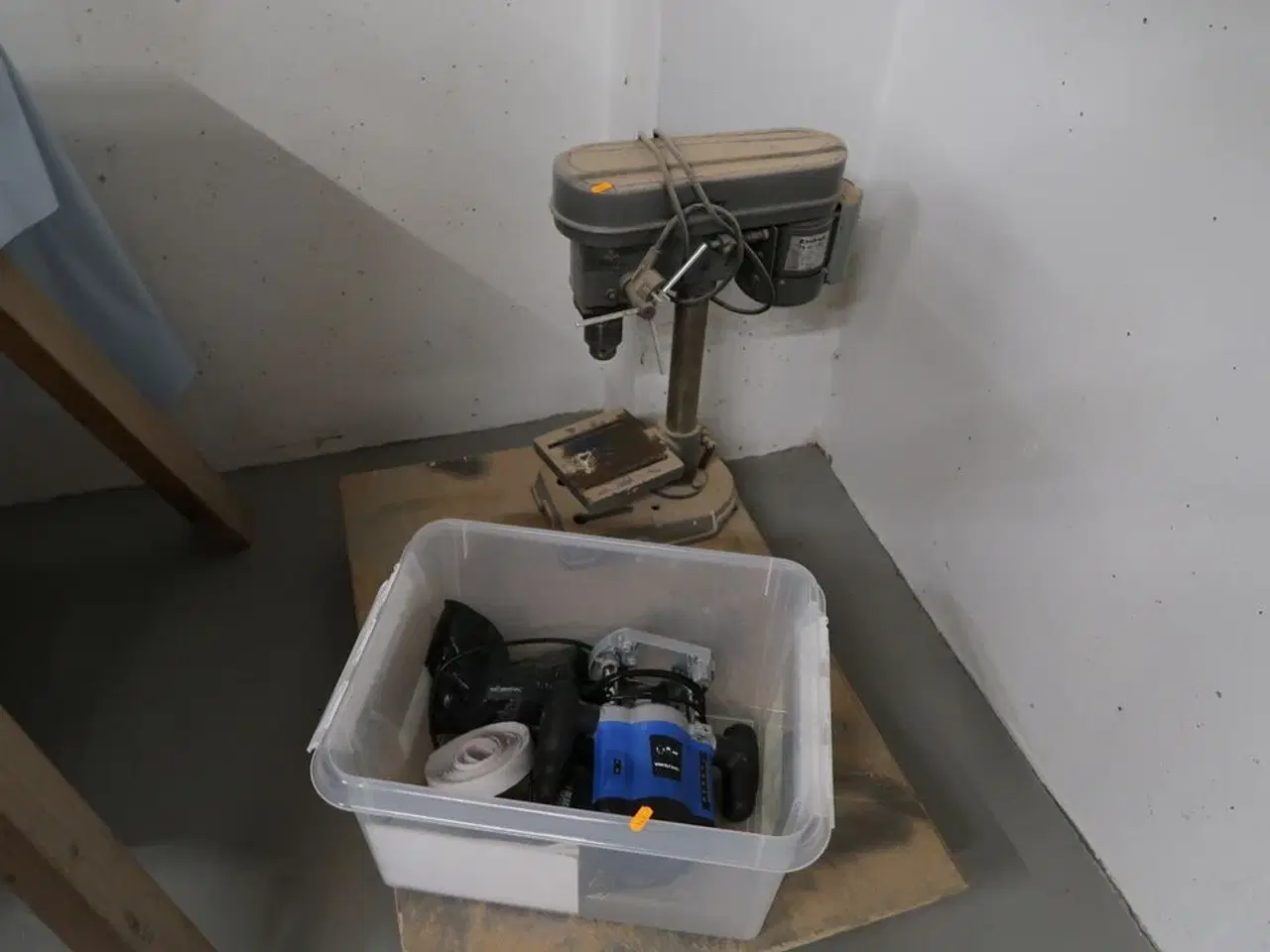 Billede 1 - Bordsøjleboremaskine EINHELL TB 13/5 EC, overfræser samt boremaskine BLACK & DECKER