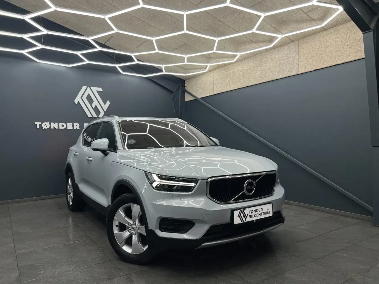 Billede 1 - Volvo XC40 1,5 T3 163 Momentum aut.