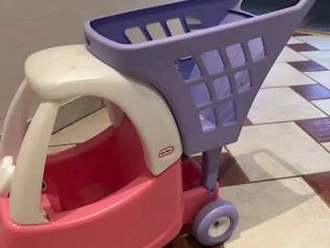 Billede 6 - Lege køkken 