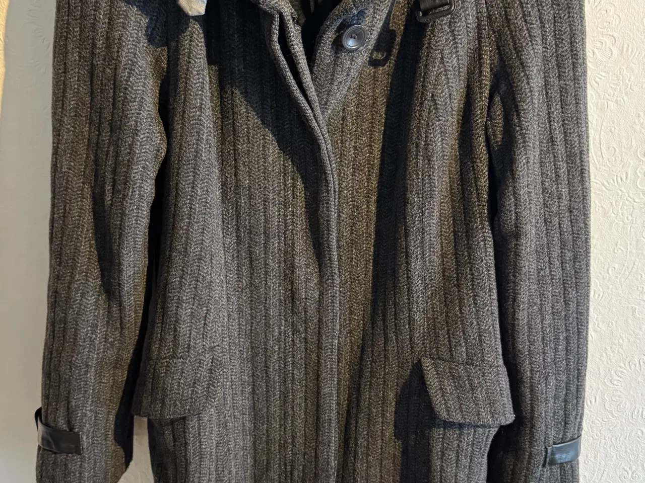 Billede 1 - Bison Jakke str.40