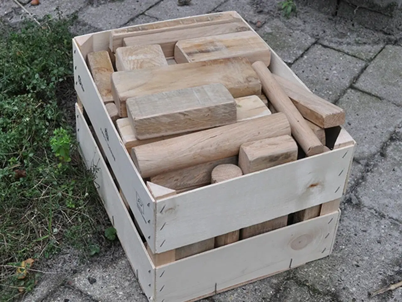 Billede 5 - Klodser i træ til udeleg
