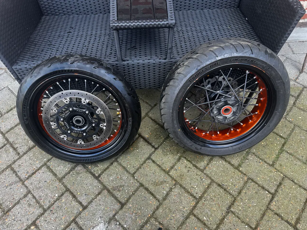 Billede 2 - KTM 690 smc r dele 