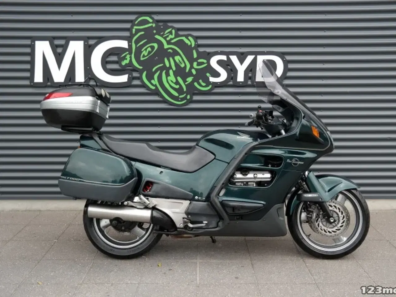 Billede 1 - Honda ST 1100 Pan European MC-SYD       BYTTER GERNE