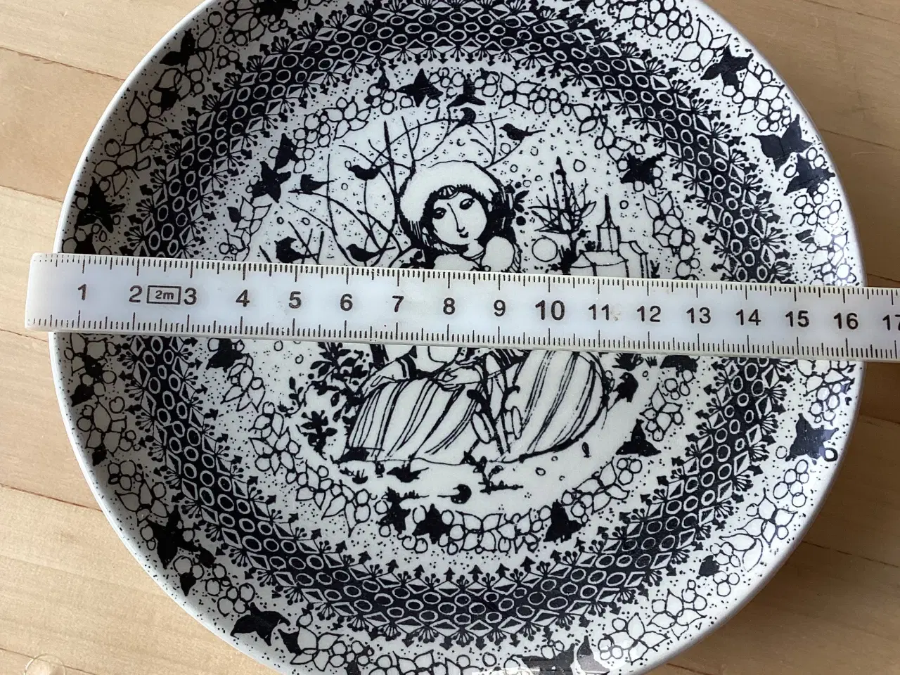 Billede 6 - Bjørn Wiinblad platte/tallerken Årstiderne-vinter