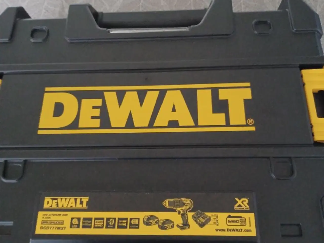 Billede 2 - DEWALT SKRUEMASKINE, DCD777M2T, opladelig!