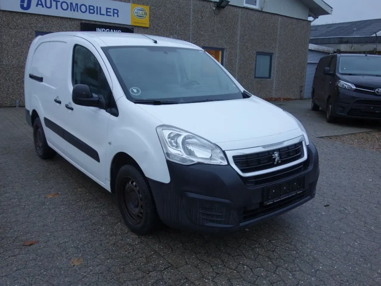 Billede 1 - Peugeot Partner 1,6 BlueHDi 100 L2 Flex Van
