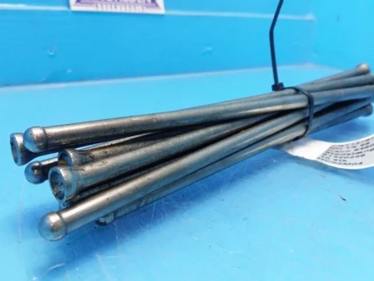 Billede 11 - Iveco 8460 SRI 10 Stødstænger 61320259 10 stk