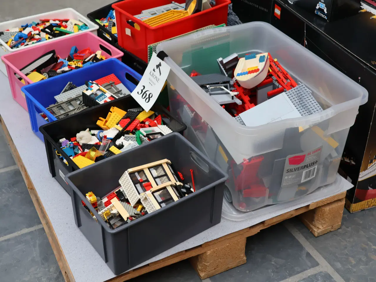 Billede 3 - Masser af LEGO og 5 tomme kasser/æsker.