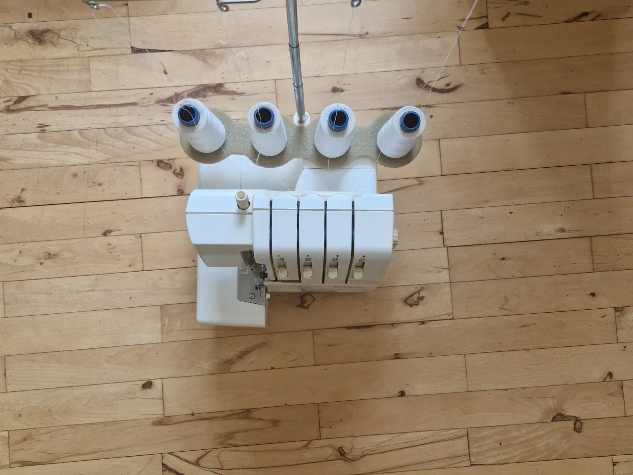 Billede 1 - Bernina Overlocker 