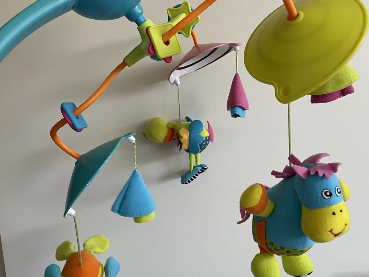 Billede 1 - Fischer-Price babymobile med musik og farverige fi