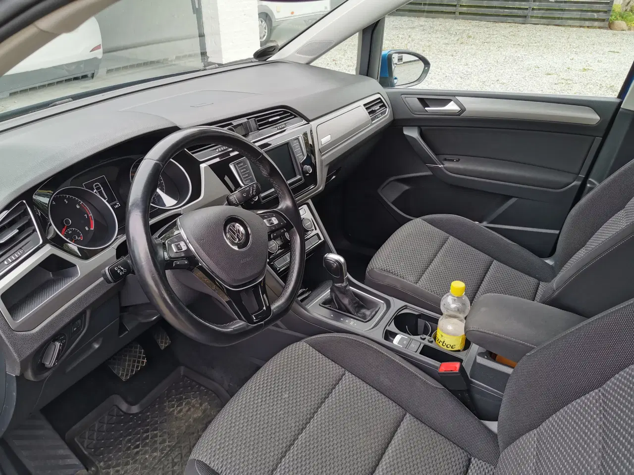 Billede 5 - Vw touran 7 per. Med træk og nysynet.