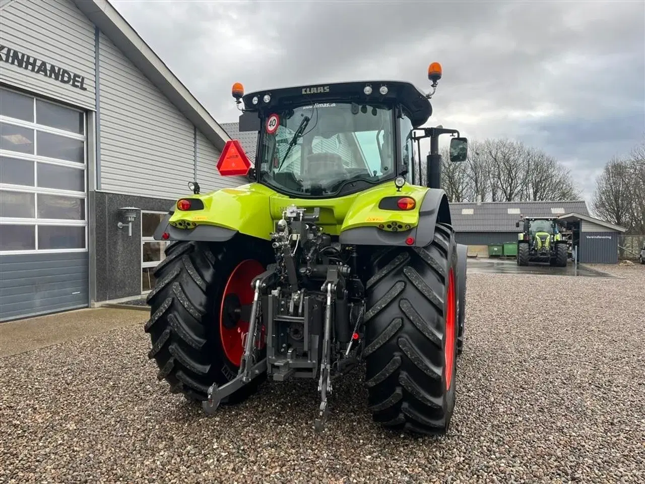 Billede 15 - CLAAS Axion 830 med frontlift og front PTO