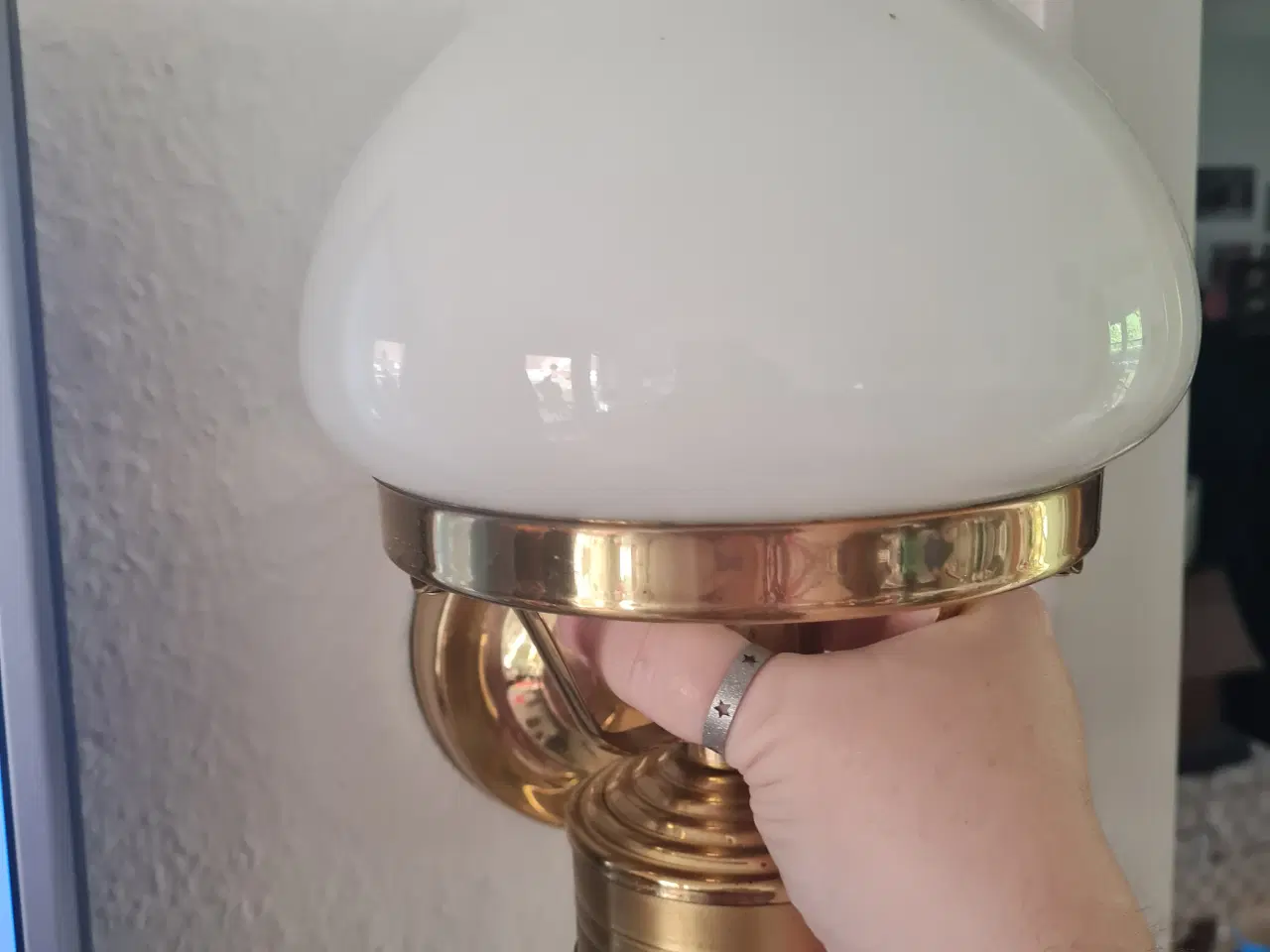 Billede 2 - 2 væg lamper med glas skærm 