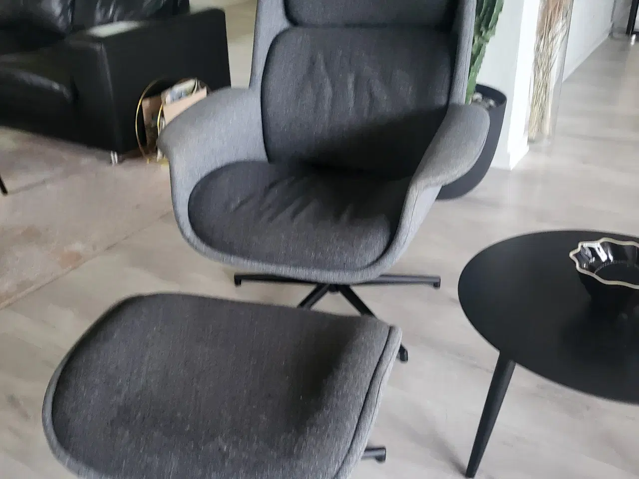 Billede 3 - Äleby drejelænestol med skammel fra Ikea (nypris k