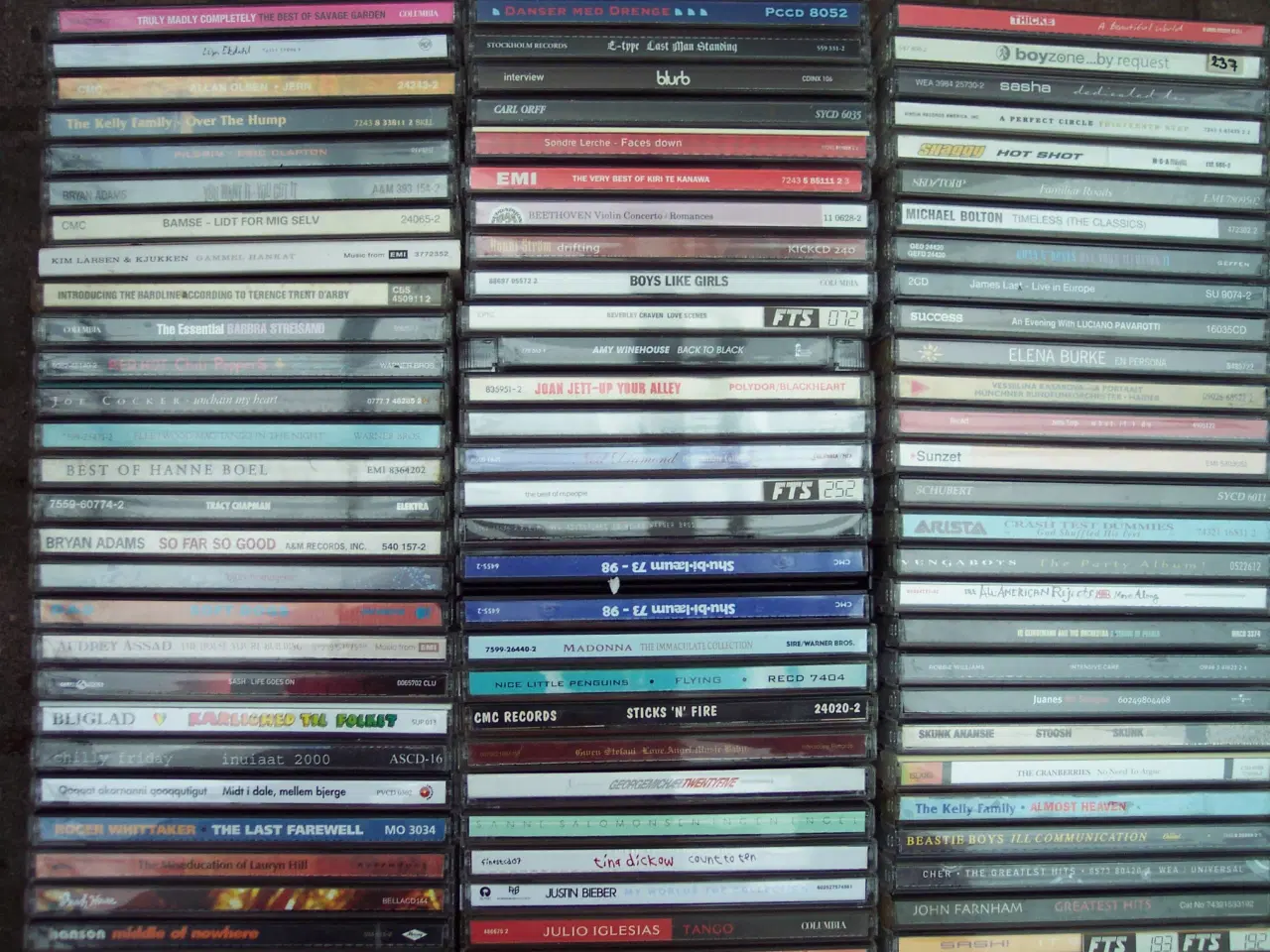 Billede 17 - 5854 CDer til salg.                               