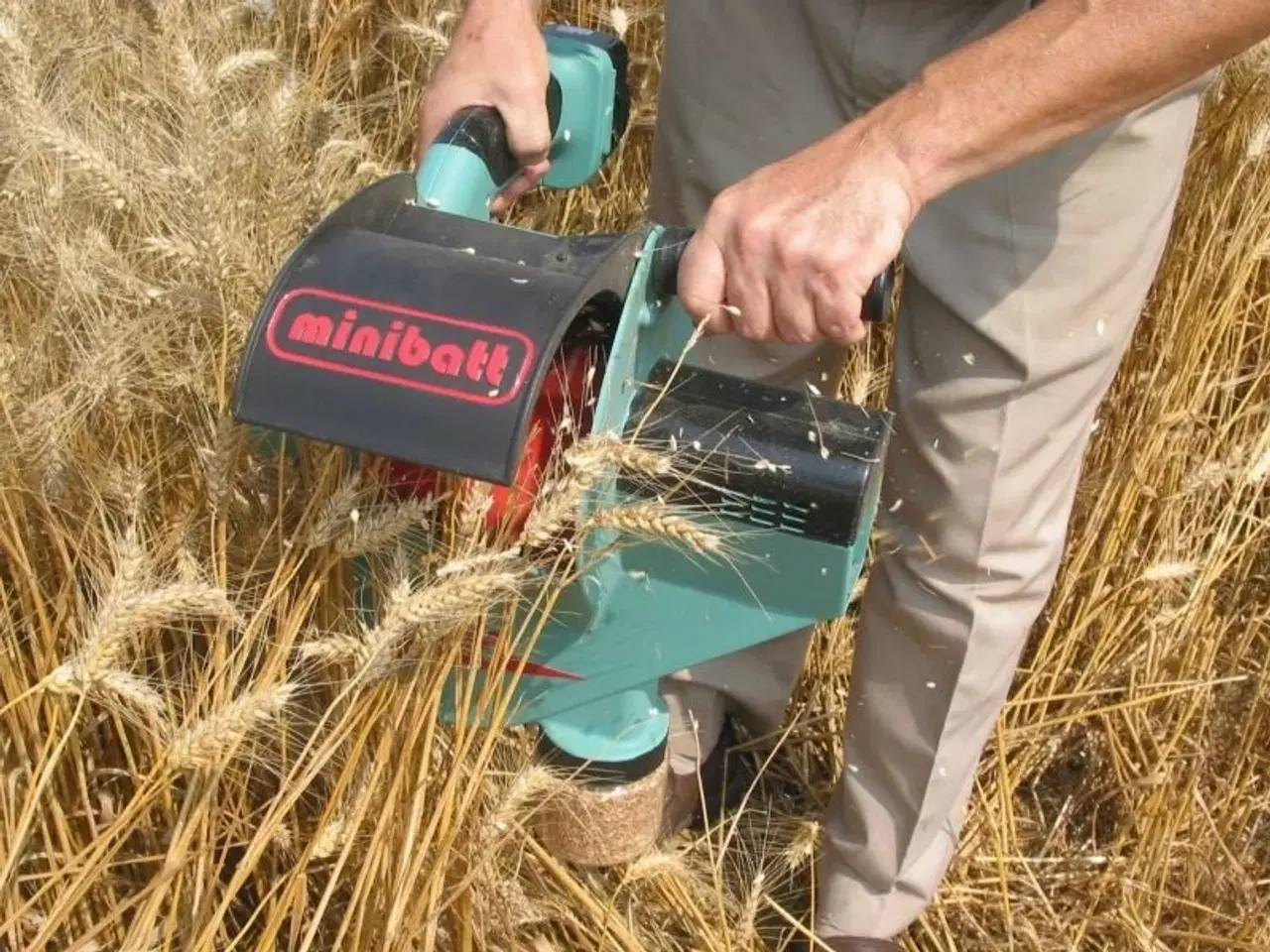 Billede 1 - - - - Minibatt prøvetærsker