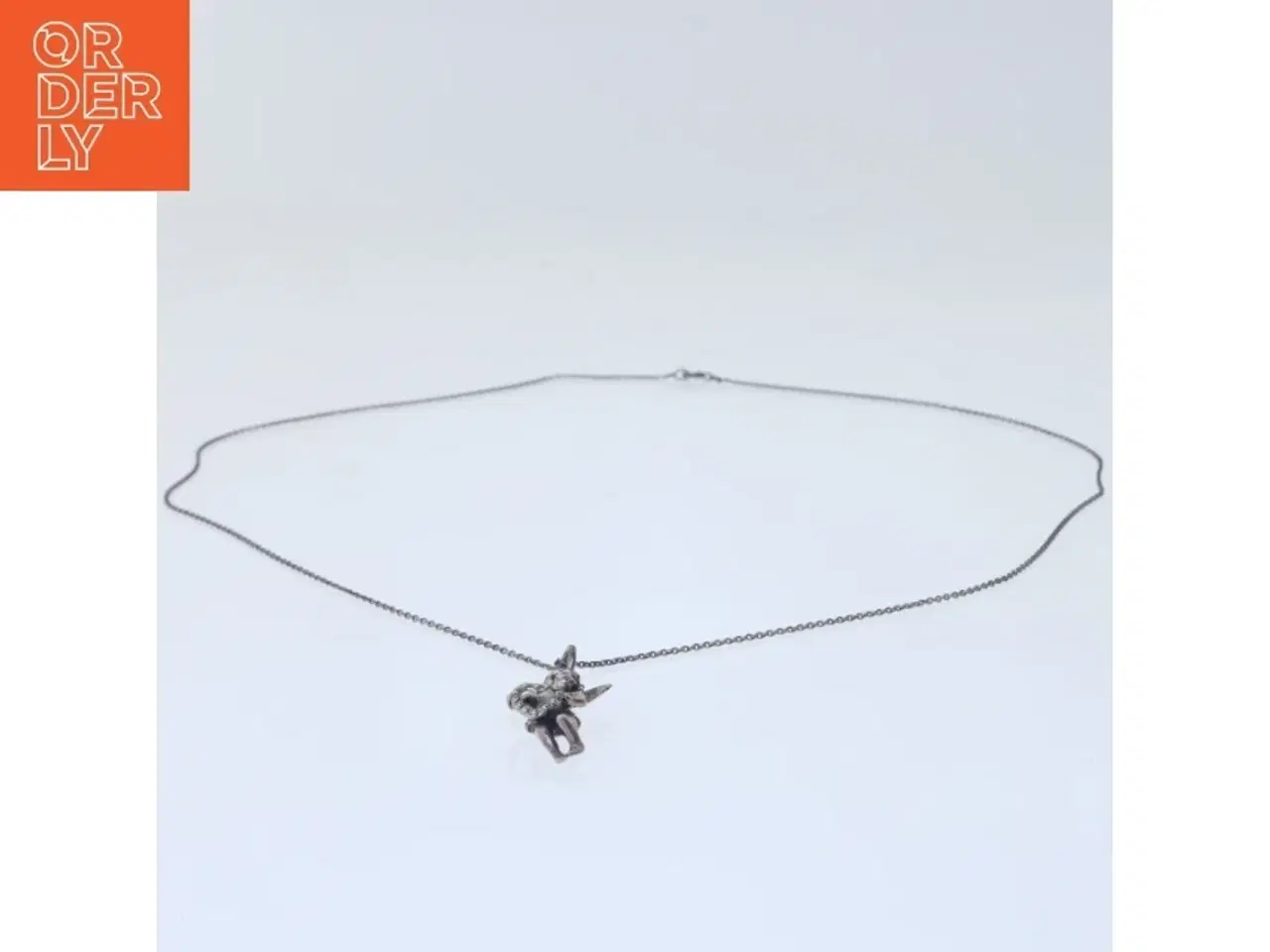 Billede 2 - Sølvhalskæde med engle / engel vedhæng (str. 64 cm)