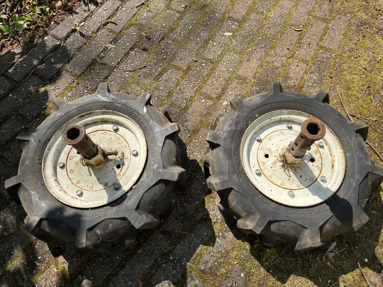 Billede 2 - Hjul til Honda fræser