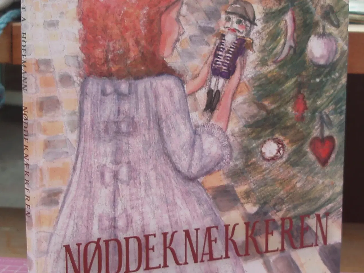 Billede 1 - Nøddeknækkeren af E. T. A. Hoffmann