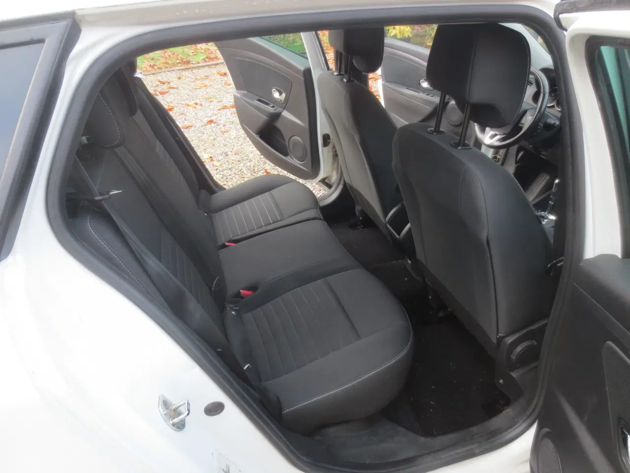 Billede 13 - Renault Megane 1.5 DCI 110 Hk. Årg 15. Stc Aut.