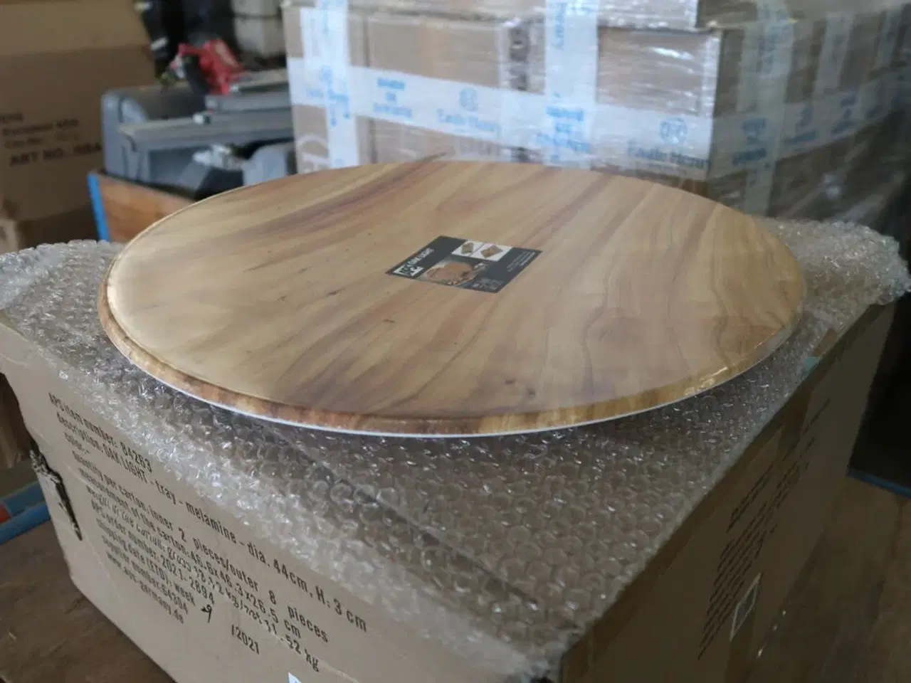 Billede 2 - 4 kasser (8 pr. stk.) Fad melamin m/oak look KEN STORKØKKEN 300481