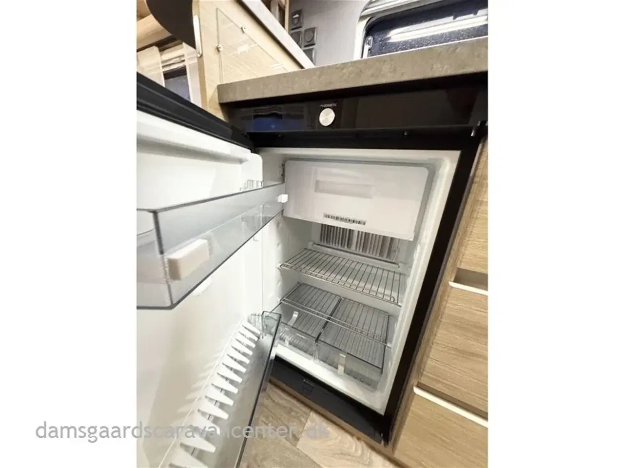 Billede 14 - 2025 - Fendt Bianco Selection 465 TG Enkeltsenge-Lamel-Gulvtemp.-Truma Combi 4E