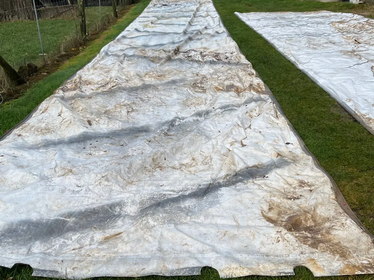 Billede 2 - Presenningen