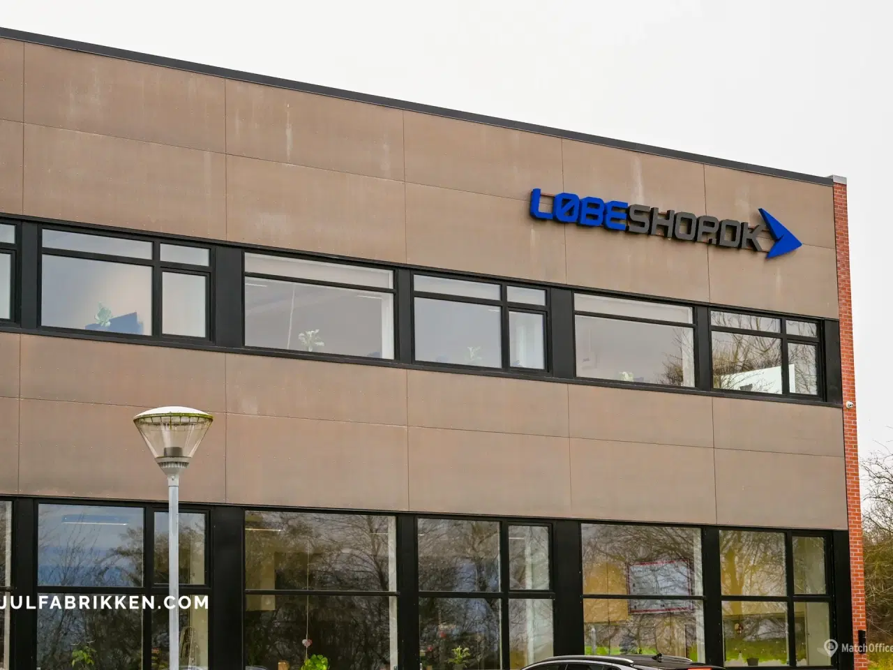 Billede 11 - Kontor i delvis åbent landskab. Fantastisk placering i bygningen.