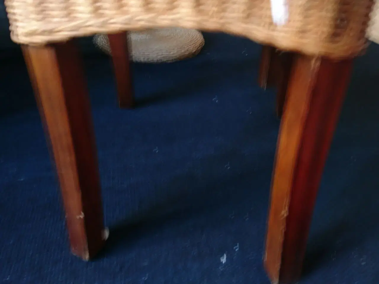 Billede 6 - spisebord og stole