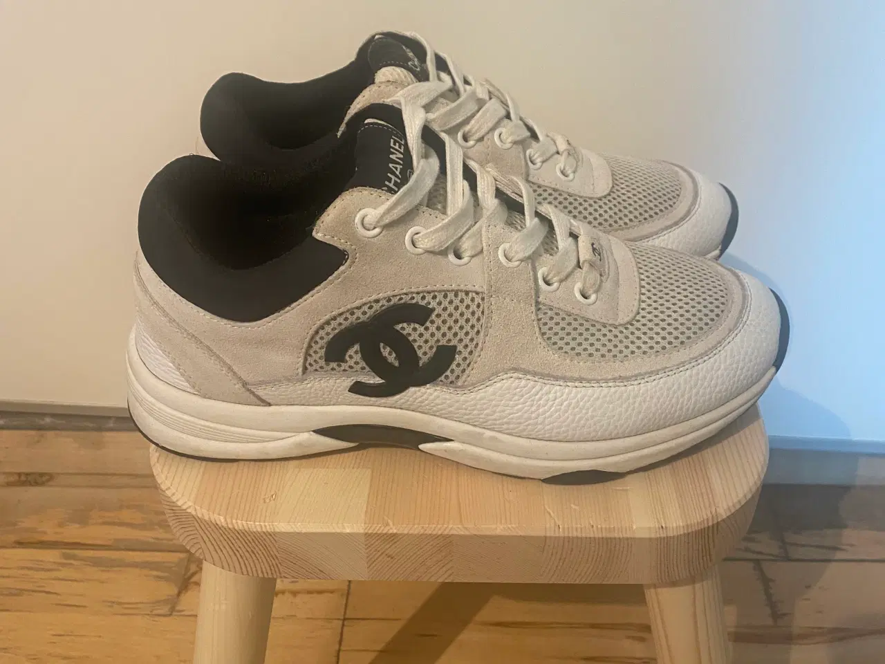 Billede 1 - Flotte Chanel sneakers 