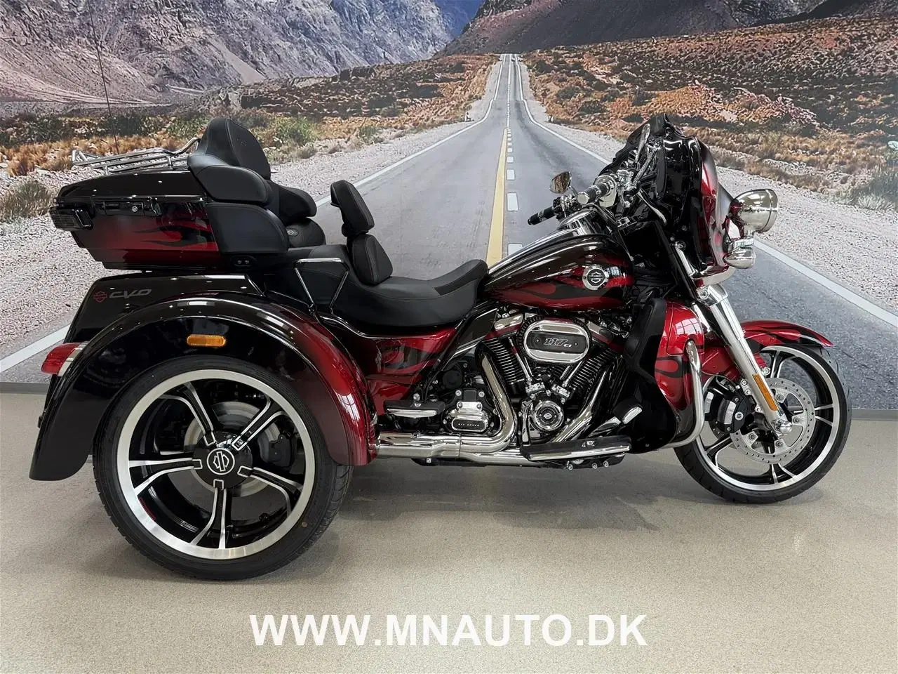 Billede 1 - Harley-Davidson FLHTCUTGSE Tri Glide Ultra CVO 117" Trike
