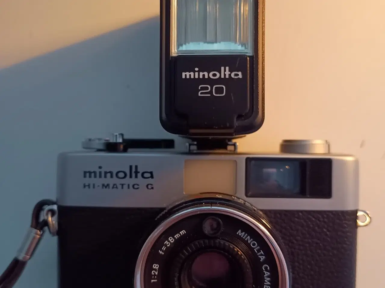 Billede 1 - Minolta analog kamera med blitz 