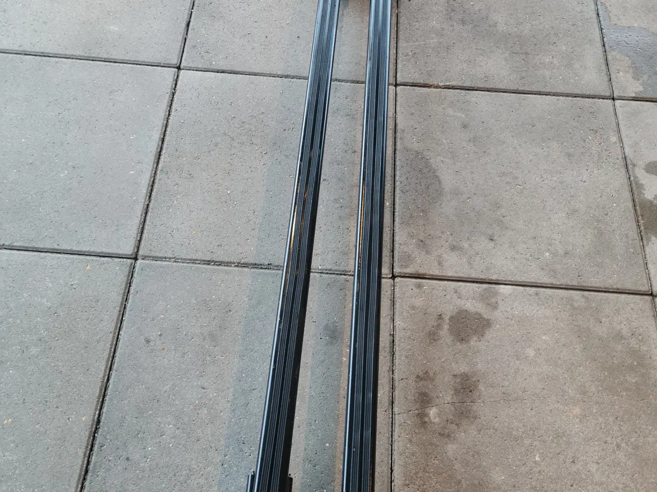 Billede 1 - Thule Mount Blanc tagbøjlesystem til biler med tag