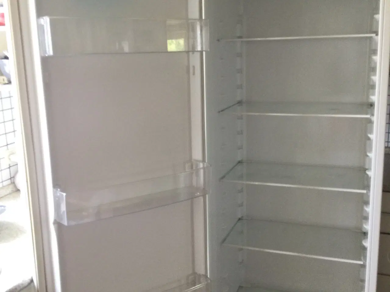 Billede 3 - Zanussi køleskab