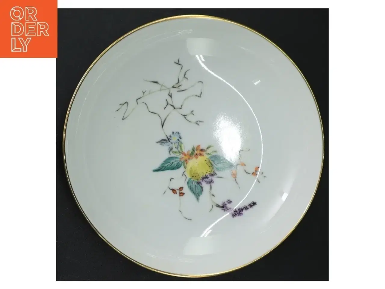 Billede 2 - Porcelænsfad med dekoration (str. Ø. 20 cm)