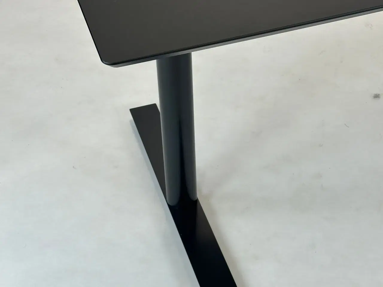 Billede 3 - Hæve/sænkebord 180x80