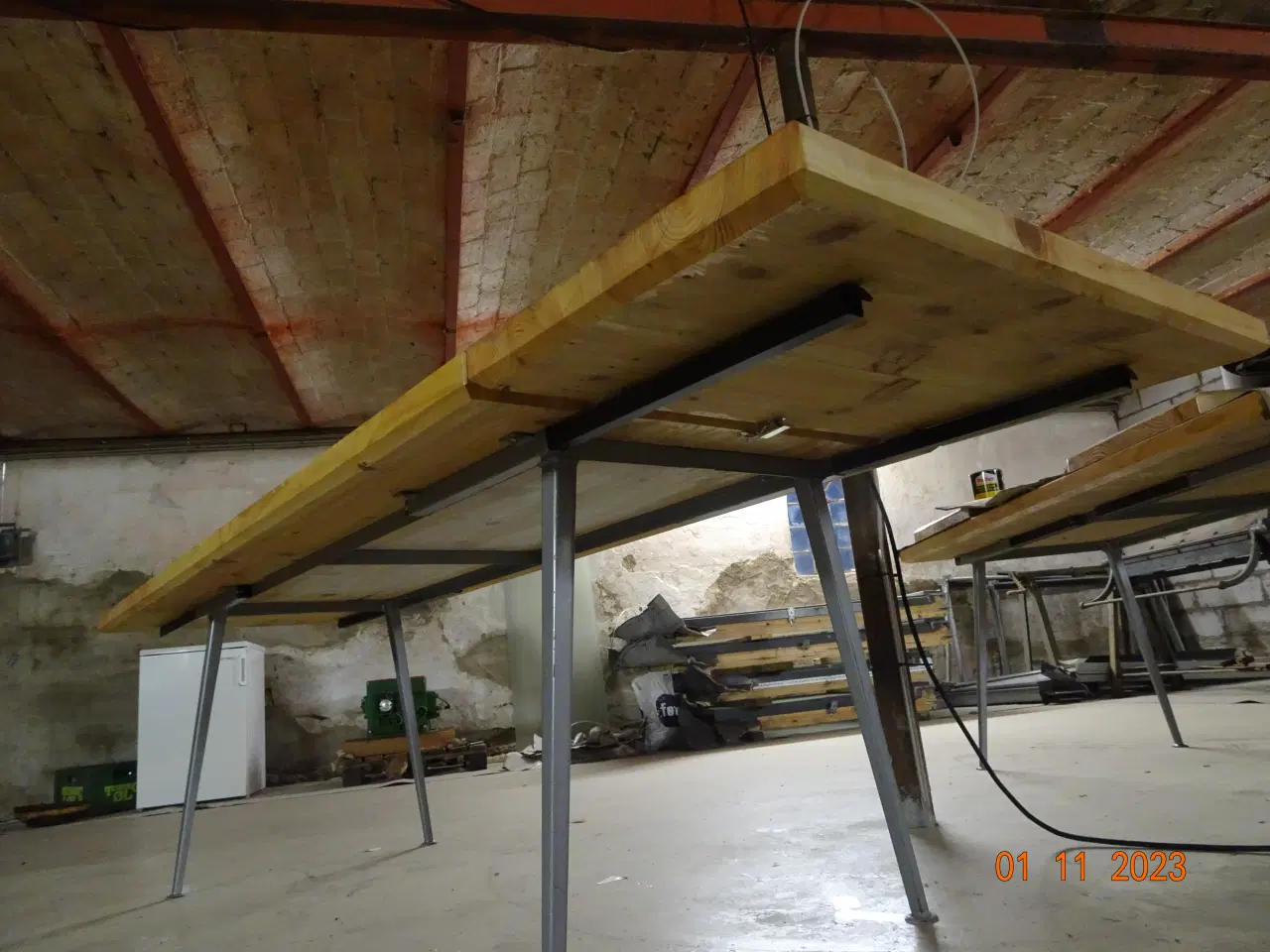 Billede 15 - Spiseborde i naturtræ